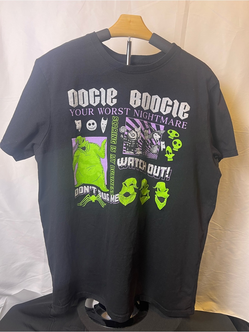 Disney Nightmare Before Christmas Oogie Boogie L Mens Black Graphic Tee